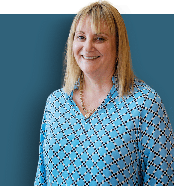 static mid body hero image of Buildxact customer